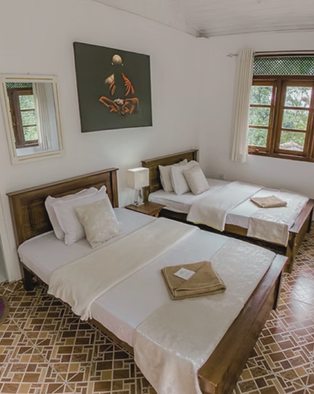 Double room with large windows